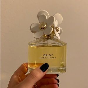 Daisy by Marc Jacobs